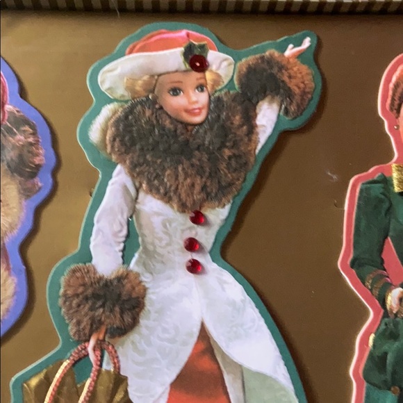 Hallmark Barbie Christmas Cards - Picture 3 of 5